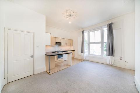 undefined, Manor Road, Twickenham TW2