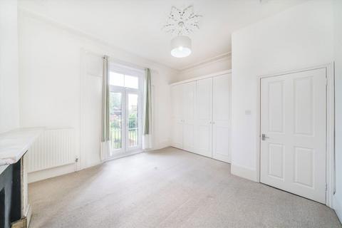 undefined, Manor Road, Twickenham TW2