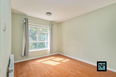 107 Caledonian, Tamworth, B77 2EH
