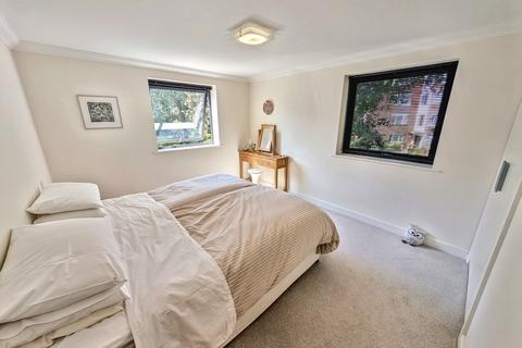 2 bedroom flat for sale, Bournemouth