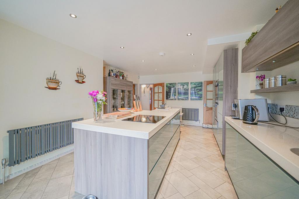 House in Solihull - View 5