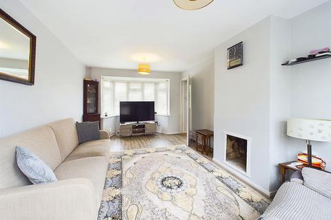 98 Down Street, West Molesey, KT8 2TE