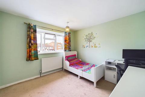 98 Down Street, West Molesey, KT8 2TE