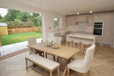 4 bedroom detached house for sale, North Hill, Little Baddow