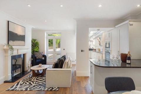 Basement Flat 1, 16 Redcliffe Gardens, London, SW10 9EX