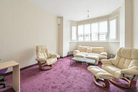 5 bedroom semi-detached house for sale, West Avenue, Hendon, London, NW4