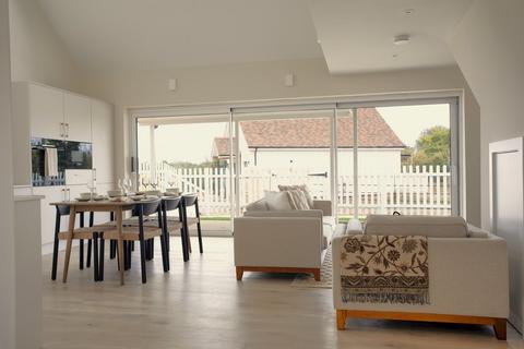 3 bedroom detached house for sale, Woodrolfe Road, Tollesbury, Maldon, CM9