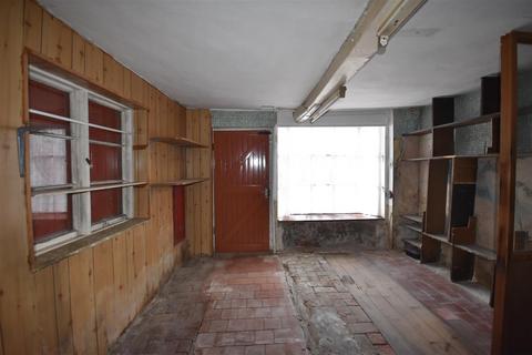 undefined, High Street, Laxton, Newark