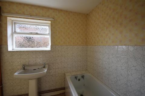 undefined, High Street, Laxton, Newark