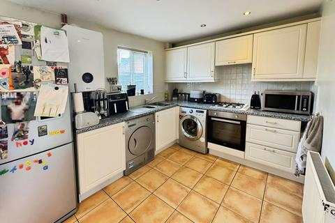 53 Hatch Road, Stratton St Margaret, Swindon, SN3 4XY