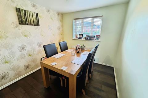 53 Hatch Road, Stratton St Margaret, Swindon, SN3 4XY