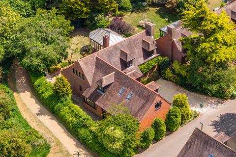 11 Mill Lane, Woolstone, Milton Keynes, MK15 0AJ