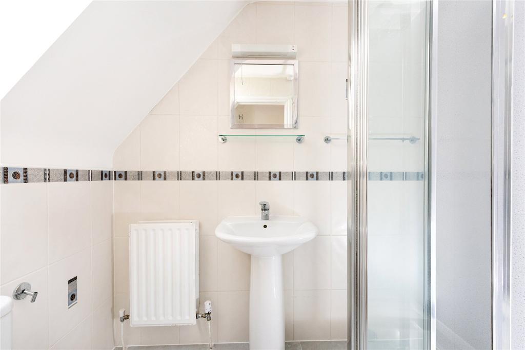Bed 4 En Suite