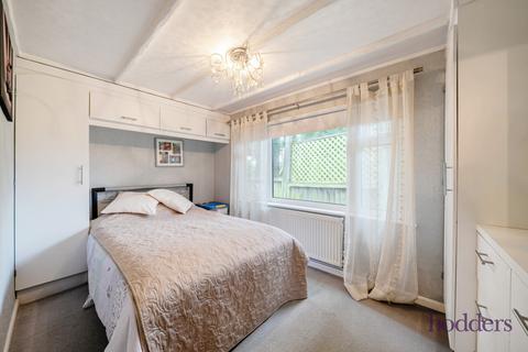 2 bedroom park home for sale, High Trees, Holloway Hill, Lyne, Surrey, KT16