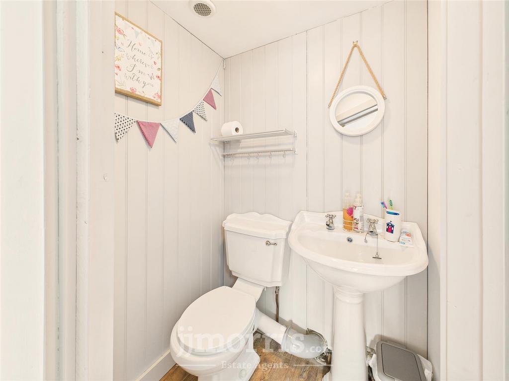 En Suite Wash Room