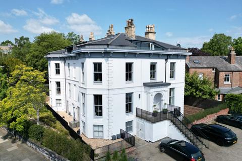 4 bedroom penthouse for sale, Cavendish Place, Cavendish Road, Bowdon, WA14