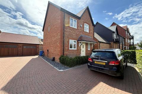 9 Cornflower Lane, Warfield, Bracknell, RG42 5AU
