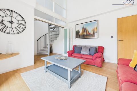 undefined, Waterside, Lancaster| Superb duplex apartment with river views