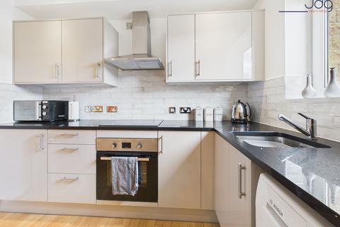 17 Waterside, Lancaster, LA1 1AY