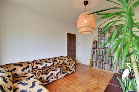 4 bedroom semi-detached house for sale, Queen Alexandra Road, Tunstall, Sunderland