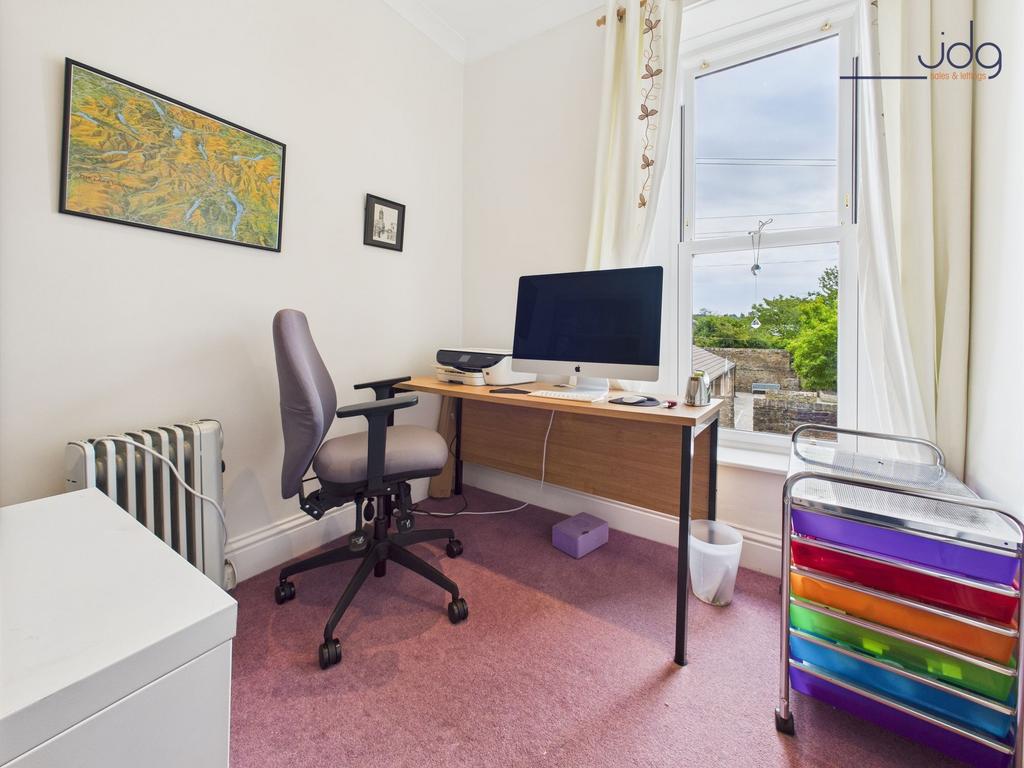Single Bedroom
