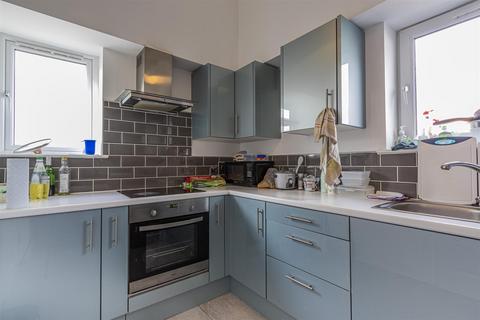 2 bedroom apartment to rent, Newfoundland Road, Cardiff CF14