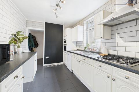 1 Vale Road, Lancaster, LA1 2JN
