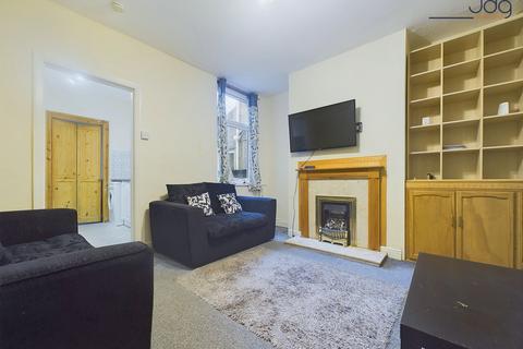 48 Avondale Road, Lancaster, LA1 4BY