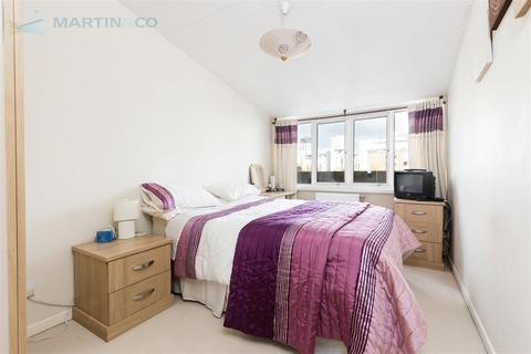74 Distillery Walk, Brentford, TW8 0SG