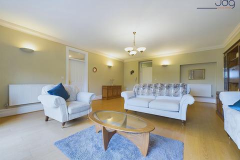 undefined, Brettargh Drive, Haverbreaks - Elegant & Stylish Apartment on Private Estate