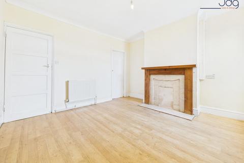 2 bedroom end of terrace house for sale, Hartington Street, Freehold | Two bedroom terrace on a quiet cul-de-sac