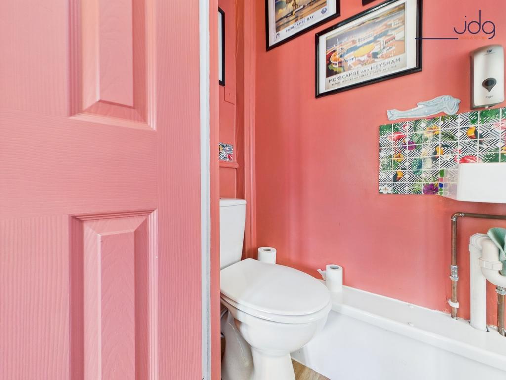Ground floor wc