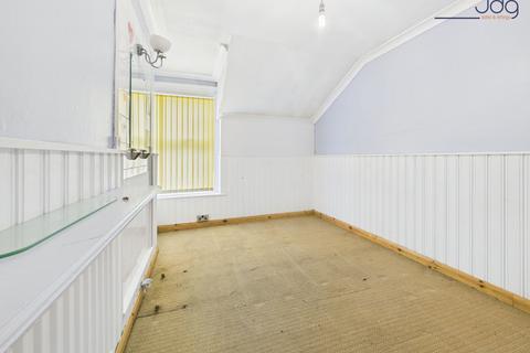undefined, Clarendon Road | abundance of space across three main floors