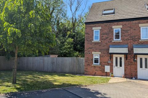 61 Booth Gardens, Lancaster, LA1 5WE
