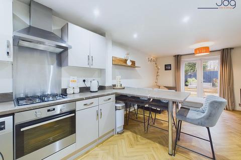 61 Booth Gardens, Lancaster, LA1 5WE