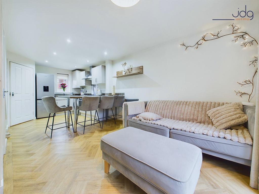Open Plan Lounge &amp; Kitchen