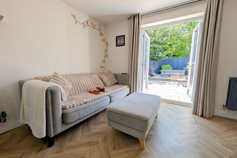 61 Booth Gardens, Lancaster, LA1 5WE