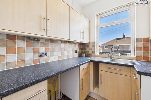 1 bedroom flat for sale, Windsor Road | bright, newly updated and well-proportioned