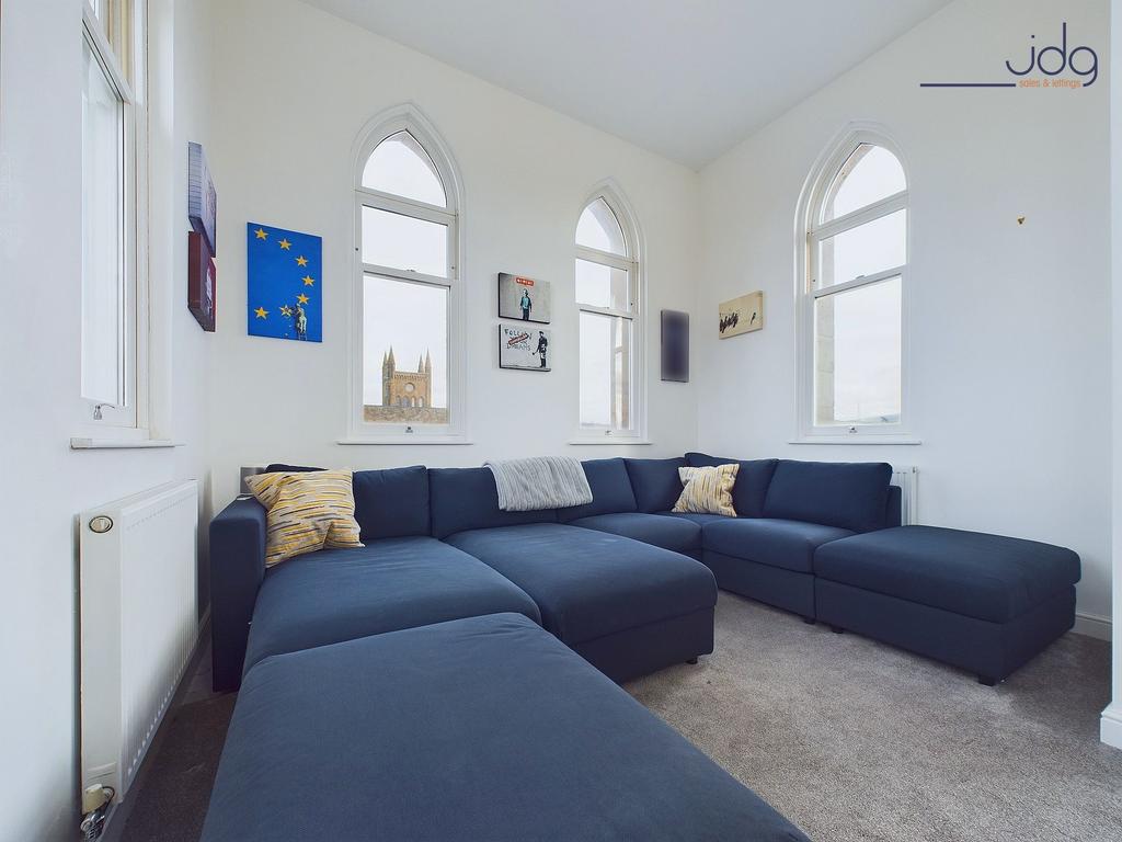 Sitting Room / Bedroom in the Turret