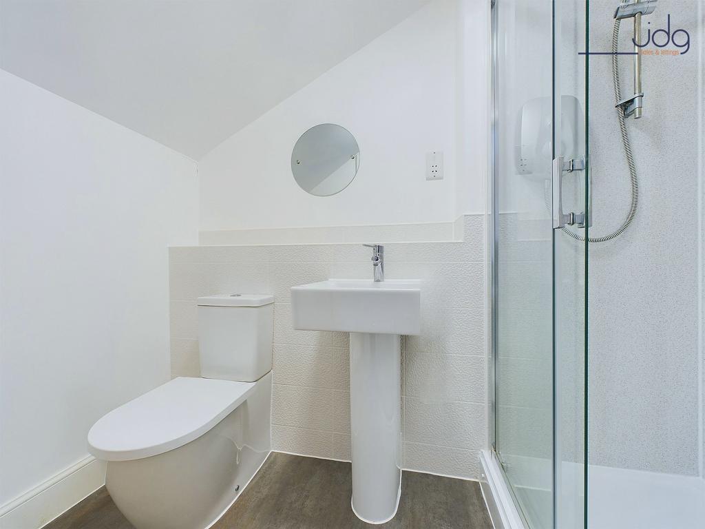 En-Suite Shower