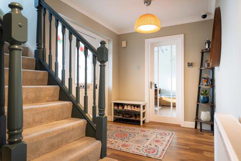 6 Chelmsford Close, Lancaster, LA1 4BJ