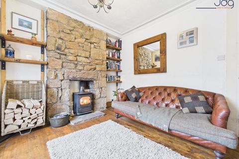 undefined, Windermere Road. Freehold | Nicely presented with new kitchen & bathroom
