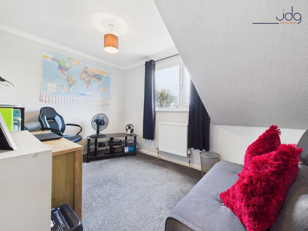 Bedroom/Office