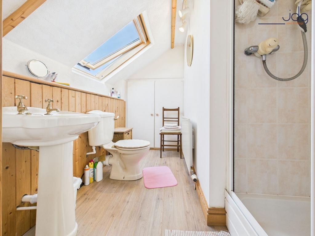 Ensuite