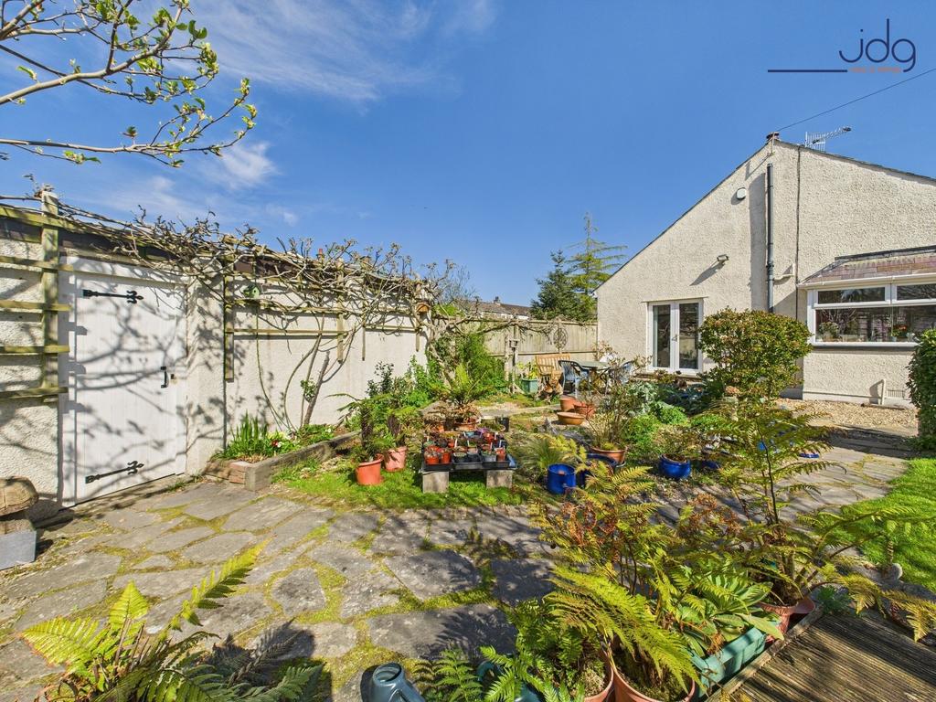 Wrap around Garden