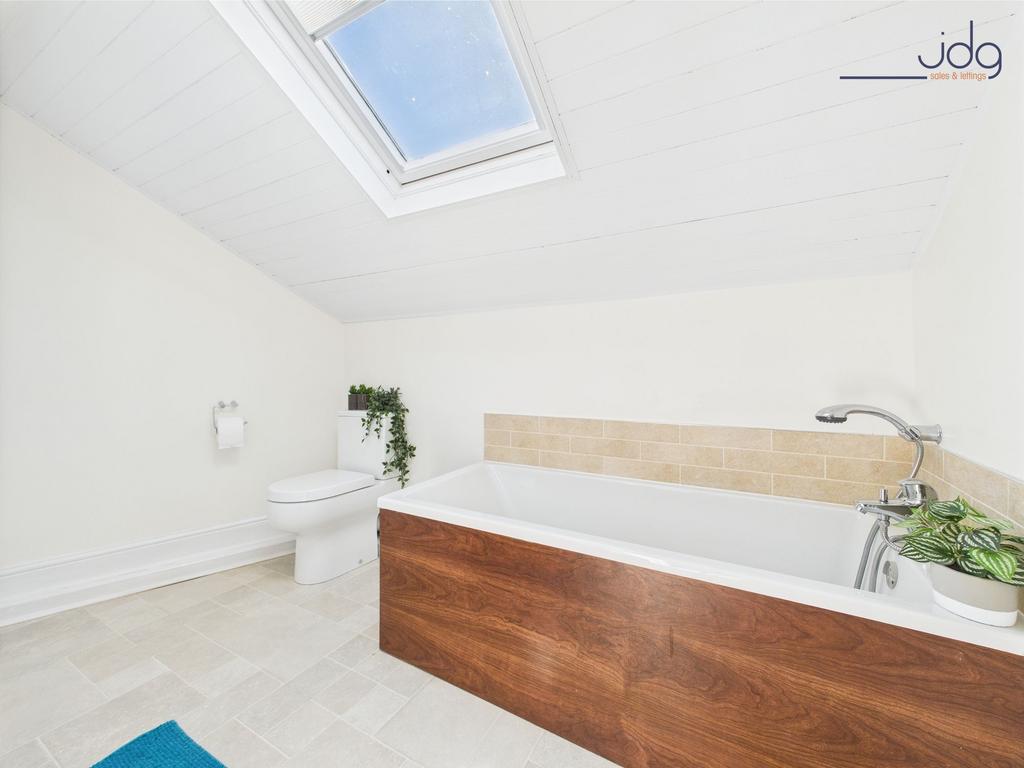 First Floor Family Bathroom