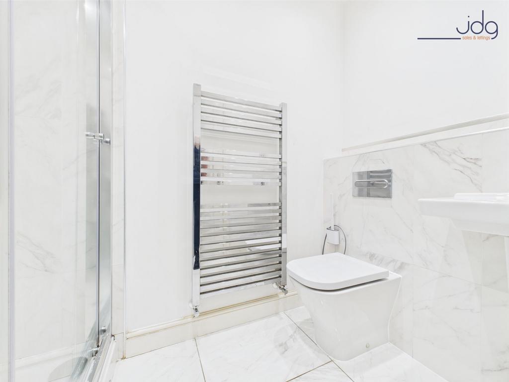 Ensuite, Shower Room