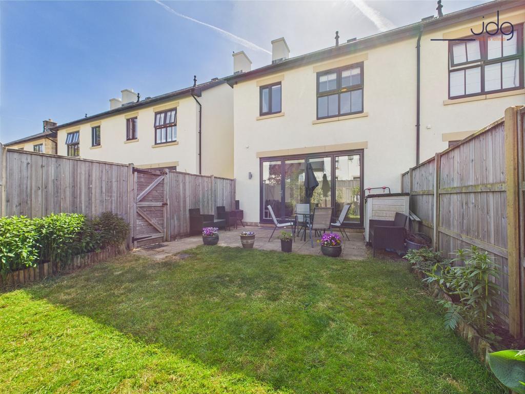 Private Garden and Bi-fold doors