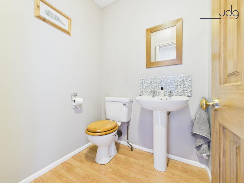 Ground floor wc