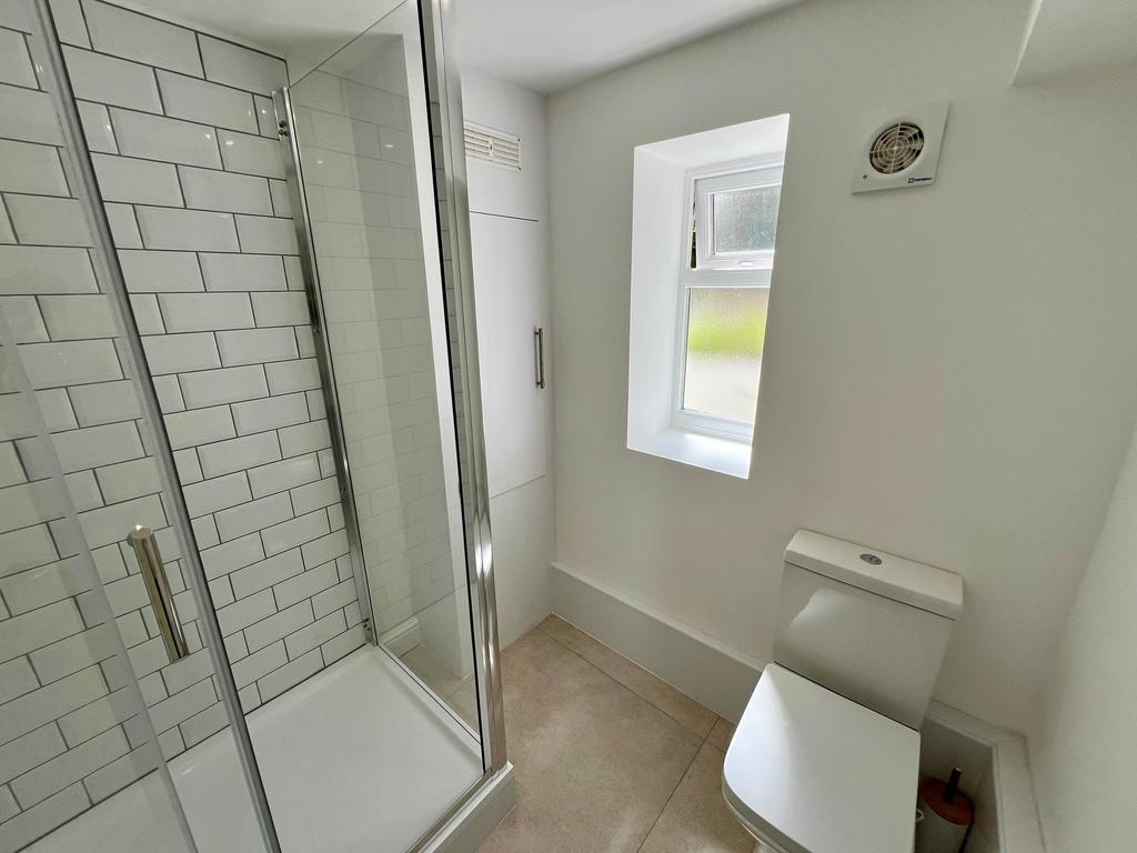 Shower Room 1